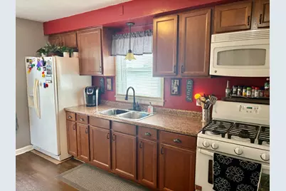 915 N 10th Street, Rochelle, IL 61068 - Photo 12
