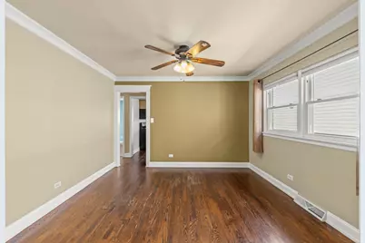 794 S Fairfield Avenue, Elmhurst, IL 60126 - Photo 6