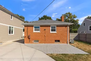 794 S Fairfield Ave, Elmhurst, IL 60126 - Photo 20