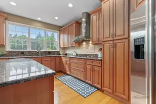312 Camargo Ct, Vernon Hills, IL 60061 - Photo 20