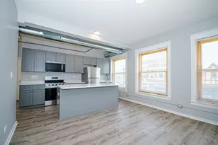 141 S Oak Park Ave, Oak Park, IL 60302 - Photo 1