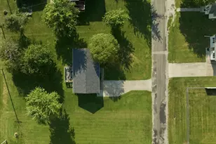 608 W Oak St, Leroy, IL 61752 - Photo 32