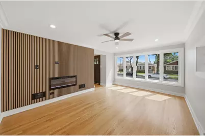 5750 S Oak Park Avenue, Chicago, IL 60638 - Photo 2
