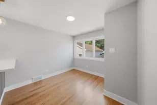 5750 S Oak Park Ave, Chicago, IL 60638 - Photo 18