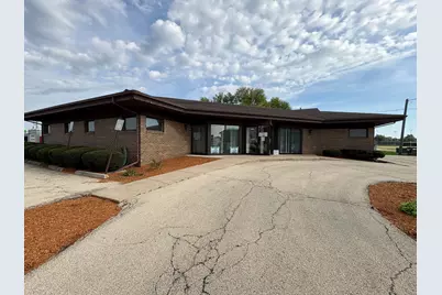 1181 N 8th Street, Rochelle, IL 61068 - Photo 1