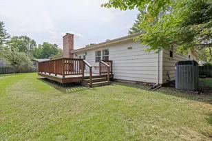2118 Bristol Rd, Champaign, IL 61821 - Photo 36