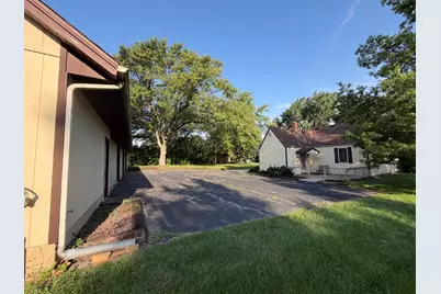 925 W Spring Street, South Elgin, IL 60177 - Photo 12