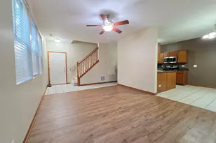 3959 Blackstone Dr, Aurora, IL 60504 - Photo 6