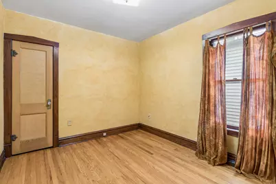 5228 N Ludlam Avenue, Chicago, IL 60630 - Photo 10