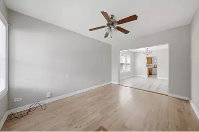 9516 S Yale Avenue, Chicago, IL 60628 - Photo 16