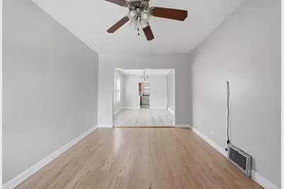 9516 S Yale Avenue, Chicago, IL 60628 - Photo 18