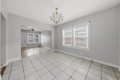 9516 S Yale Avenue, Chicago, IL 60628 - Photo 12