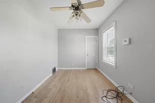 9516 S Yale Ave, Chicago, IL 60628 - Photo 36