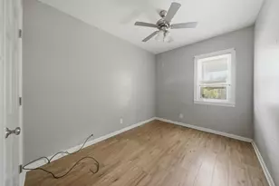 9516 S Yale Ave, Chicago, IL 60628 - Photo 26