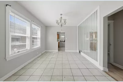 9516 S Yale Avenue, Chicago, IL 60628 - Photo 14