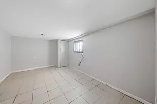 9516 S Yale Ave, Chicago, IL 60628 - Photo 40