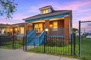 9516 S Yale Ave, Chicago, IL 60628 - Photo 1