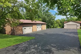 42357 N Center St, Antioch, IL 60002 - Photo 10