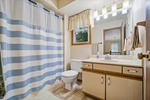 726 Dorchester Dr, Bolingbrook, IL 60440 - Photo 26