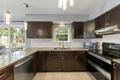 24 Westmoor Court, Aurora, IL 60502 - Photo 8
