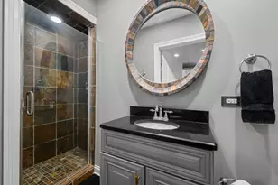26105 Whispering Woods Cir, Plainfield, IL 60585 - Photo 34