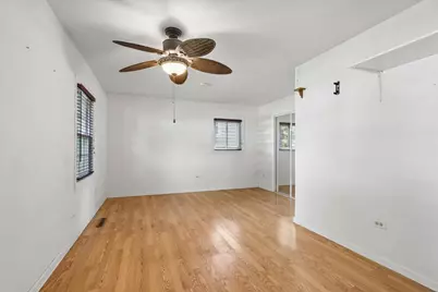 419 E Fullerton Avenue, Glendale Heights, IL 60139 - Photo 12