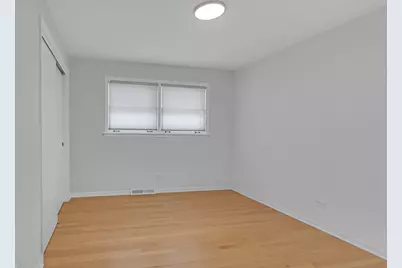 6820 N Sauganash Avenue, Chicago, IL 60646 - Photo 12