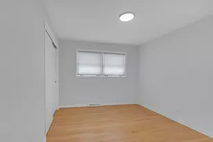 6820 N Sauganash Ave, Chicago, IL 60646 - Photo 12