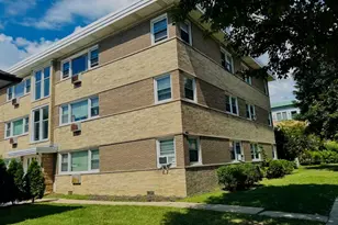[Address not provided], Oak Park, IL 60304 - Photo 1