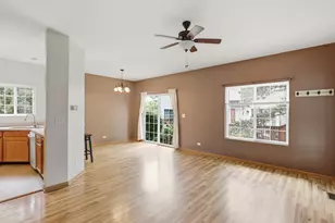 3 Windsor Cir, South Elgin, IL 60177 - Photo 4