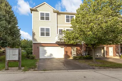 3140 Taunton Street, Elgin, IL 60124 - Photo 2