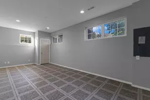 3140 Taunton St, Elgin, IL 60124 - Photo 8