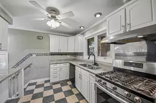 2556 Wood St, River Grove, IL 60171 - Photo 8