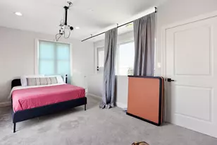 471 N Armour St, Chicago, IL 60642 - Photo 16