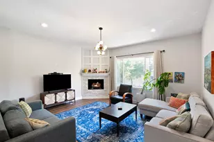 471 N Armour St, Chicago, IL 60642 - Photo 2