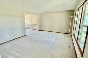 4108 Schillinger Dr, Naperville, IL 60564 - Photo 4