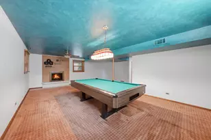 1025 Belair Dr, Darien, IL 60561 - Photo 22