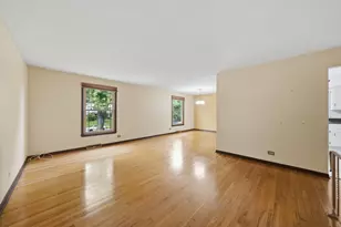 1025 Belair Dr, Darien, IL 60561 - Photo 12