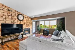 14475 S Ravinia Ave, Orland Park, IL 60462 - Photo 2