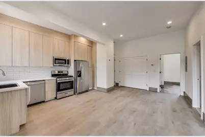 2023 N Drake Avenue #2N, Chicago, IL 60647 - Photo 4