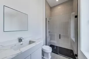 2023 N Drake Ave, Chicago, IL 60647 - Photo 14