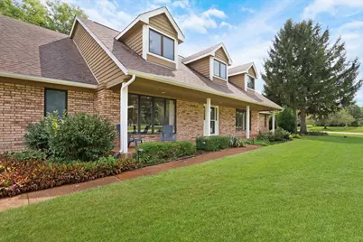 2 Essex Court, Hawthorn Woods, IL 60047 - Photo 2