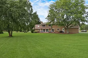2 Essex Ct, Hawthorn Woods, IL 60047 - Photo 50