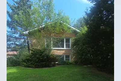 16W740 56th Place, Clarendon Hills, IL 60514 - Photo 1