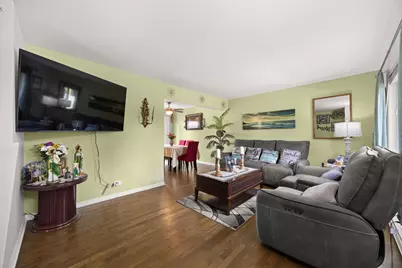 1S137 Eliot Lane, Villa Park, IL 60181 - Photo 2