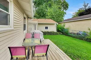 139 W Melody Ln, Woodstock, IL 60098 - Photo 24