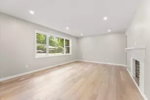 1307 S Western Ave, Champaign, IL 61821 - Photo 6