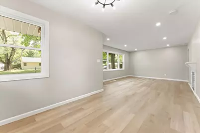 1307 S Western Avenue, Champaign, IL 61821 - Photo 12