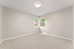 1307 S Western Ave, Champaign, IL 61821 - Photo 22