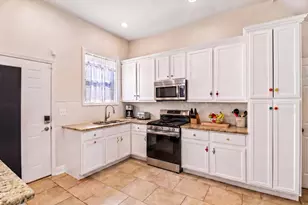 929 S Bell Ave, Chicago, IL 60612 - Photo 4